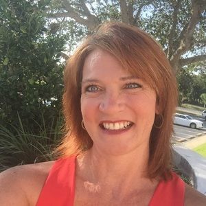 Meet your Posher, Becky